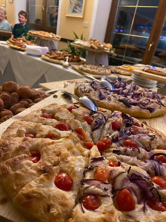 Locanda Locatori Passo del Tonale Ngoại thất bức ảnh